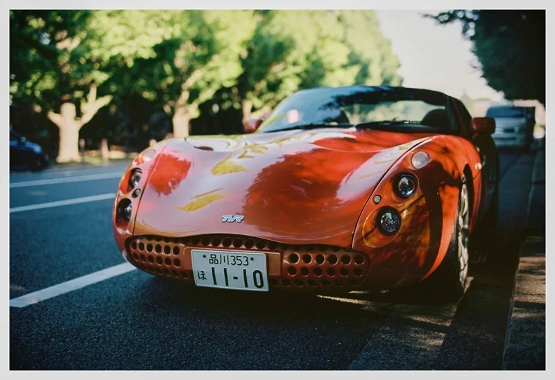 TVR shot on Lomography CN 400 with a Leica M7, developed at Osawa Camera, by Nivola