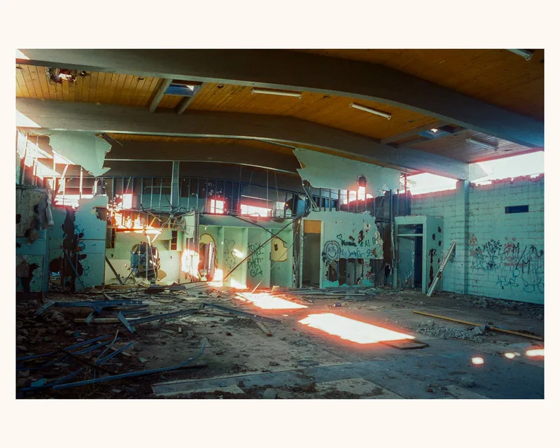 Falling Apart shot on Cinestill 800T with a Canon F-1, by KingOfLuck