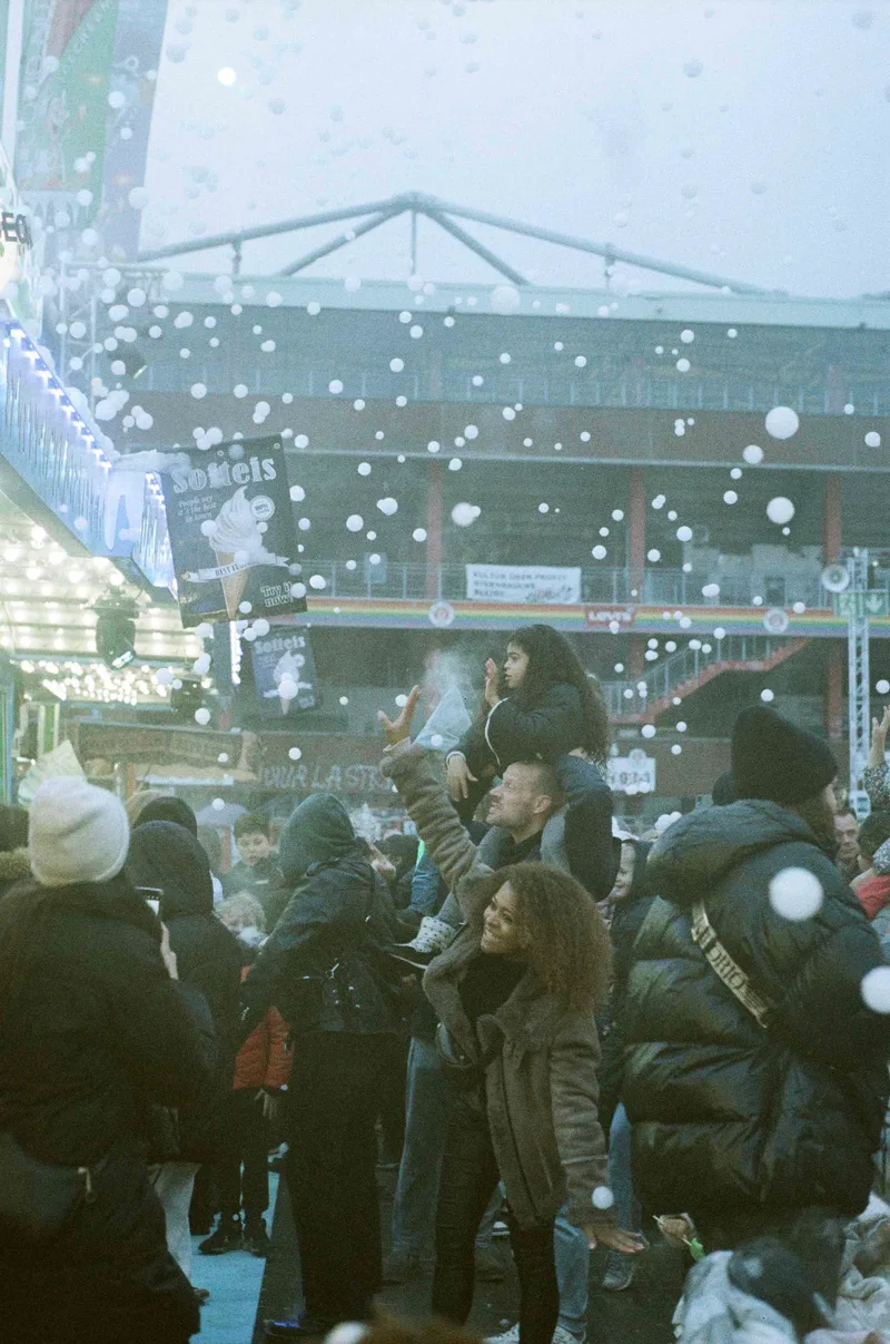 Film photo shot on Ilford IlfoColor 400, developed at Khrome, by Lena Rodin Braslavskaya