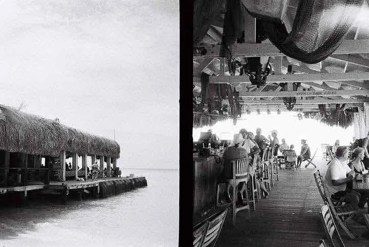 Aruba shot on Ilford HP5 with a Canon DIAL 35, by Bådde Sundqvist