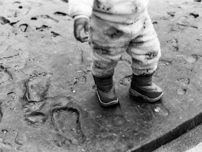Lettere da Miss Sarajevo shot on Lomography Lady Grey 400 with a Nikon FM2, by Unconventional Lo Fi