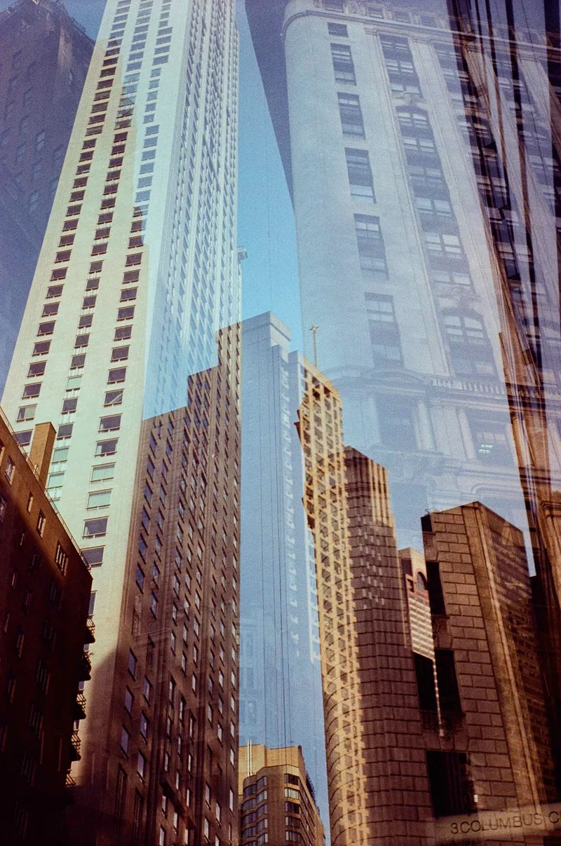 Lost in NY shot on Kodak ColorPlus 200 with a Lomo Smena 8M, by Magdalena