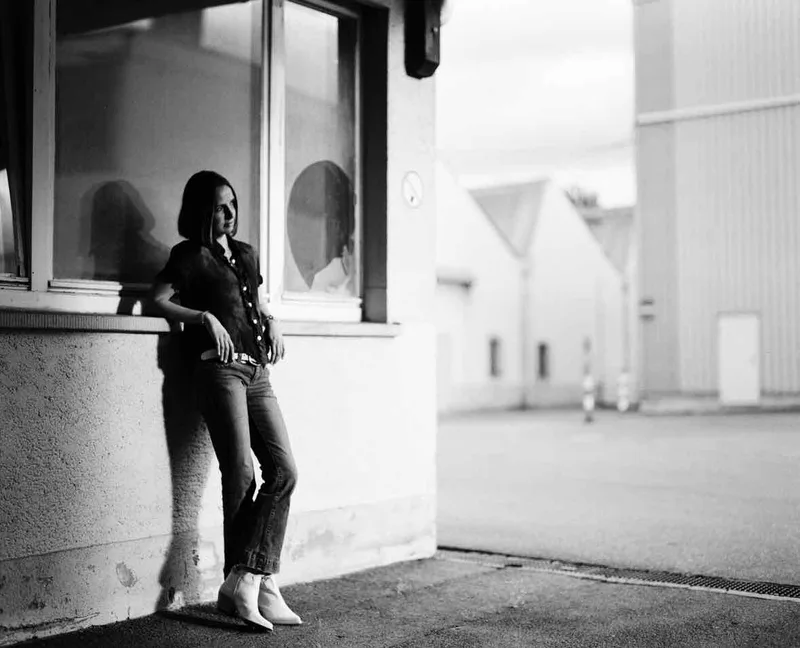 Laura shot on Kodak Tri-X 400 with a Pentax 6x7, developed at Urbanfilmlab, by Christian Rüster