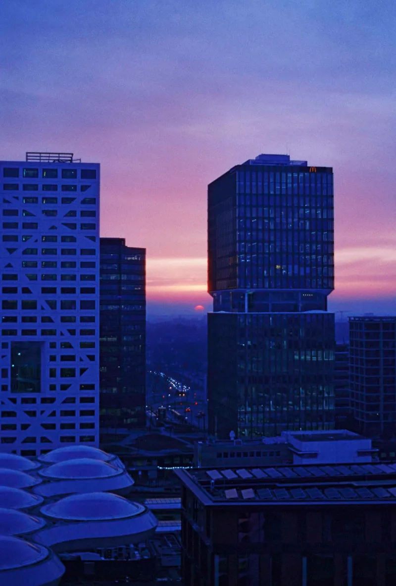 Central Park building sunset, Utrecht shot on Cinestill 800T with a Minolta X-370S, developed at Foto Verweij, by Sander