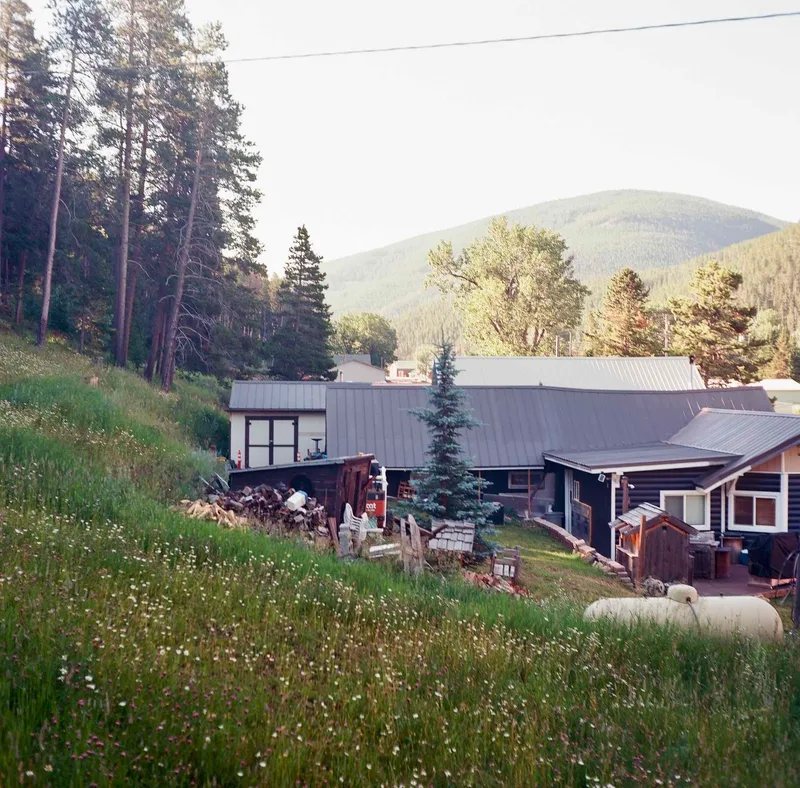 Niehart, MT shot on Kodak Ektar 100 with a Rolleicord III, developed at The DarkRoom, by Ray