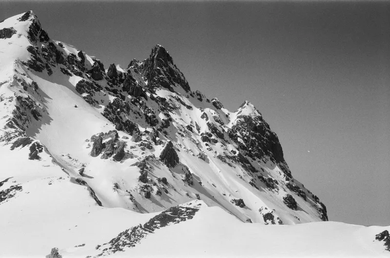 Raison d’être shot on Ilford HP5 Plus 400 with a Kodak Retina, developed at DevbyJannis, by Robster lobster