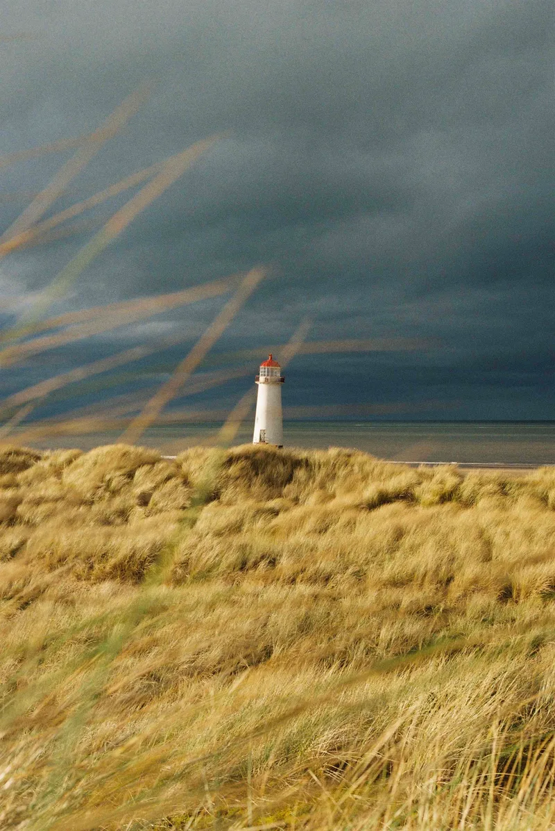 Talacre shot on Kodak ColorPlus 200 with a Canon AV-1, developed at Film Processing, by Ols