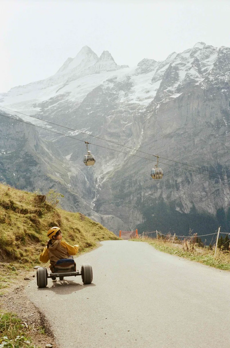 🇨🇭🏎️ shot on Kodak Portra 400 with a Olympus 35SP, by Jack Chang