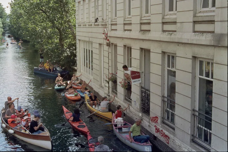 Canal Café.JPG shot on Cinestill 800T with a Pentax ME, developed at The color house, by Ben stein