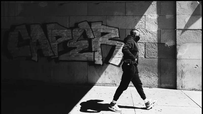 Untitled shot on Kodak Tri-X 400 with a Leica M3, developed at Full Circle, by Blake