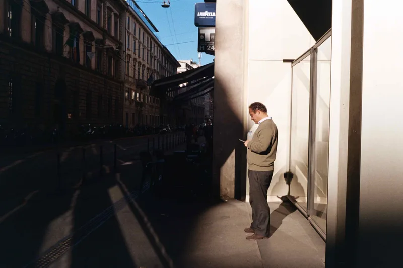 reflected light shot on Kodak Gold 200 with a Minox 35 GT, by Lorocco