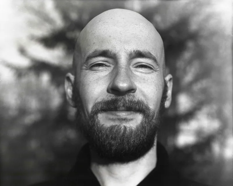 Closeup shot on Foma Fomapan 100 Classic with a Architec 4x5, developed at Home / Self-Developed, by Architec