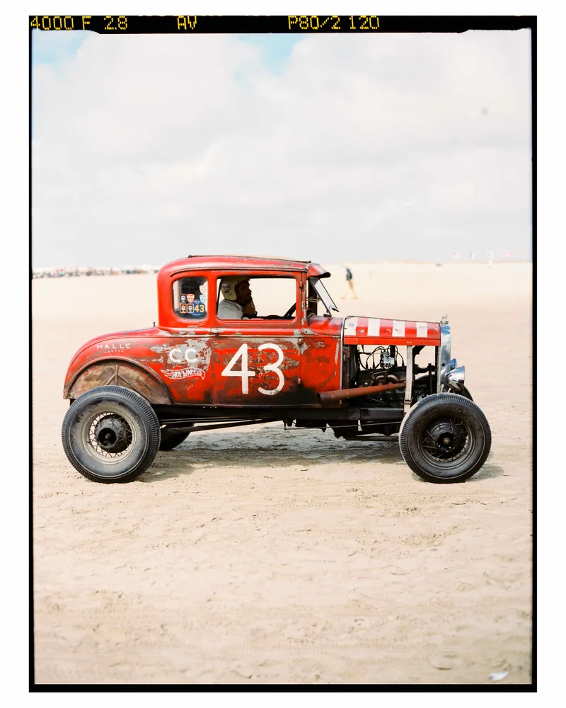 Film photo shot on Kodak Portra 400 with a Contax 645, by Marc
