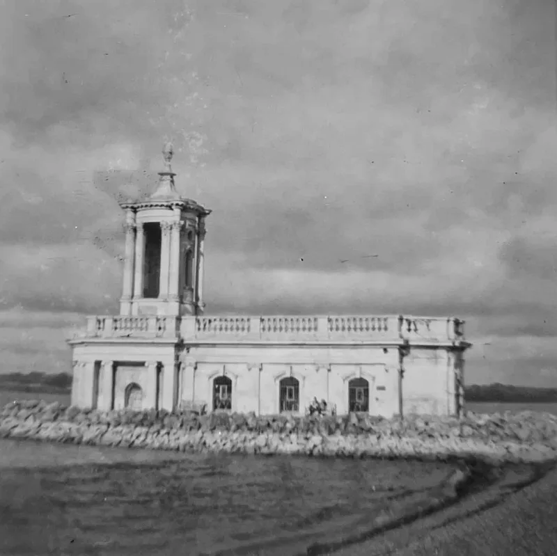 Rutland Water. shot on Not Known 127? with a Coronet127 4x4, developed at Home / Self-Developed, by Tony Shelley