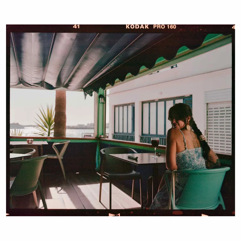 Vacationing shot on Kodak Ektacolor Pro160 with a Pentax 6x7 MLU, by Alessandro Benevento