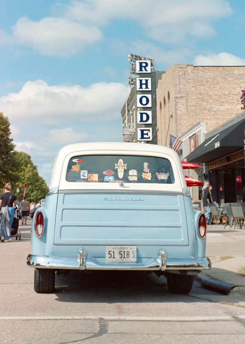 Film photo shot on Kodak Vision3 200T with a Nikon F2, by Scott Zempel