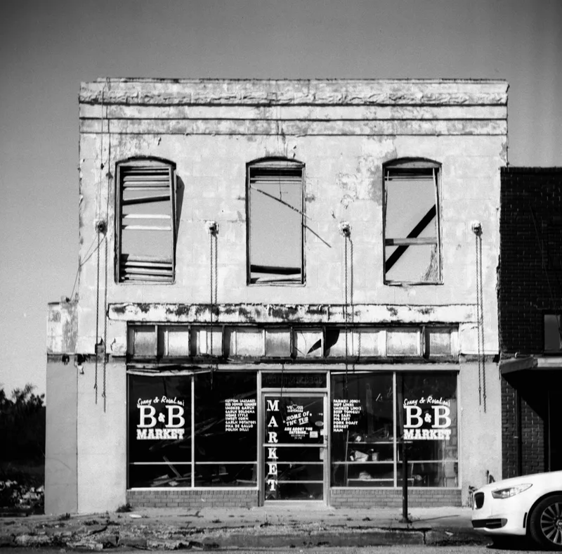 Film photo shot on Ferrania Orto with a Yashica C, developed at Print Refinery, by Tom