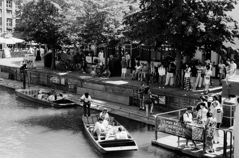 punting shot on Ilford Kentmere Pan 400 with a Pentax MV1, developed at Southsun, by Paulina