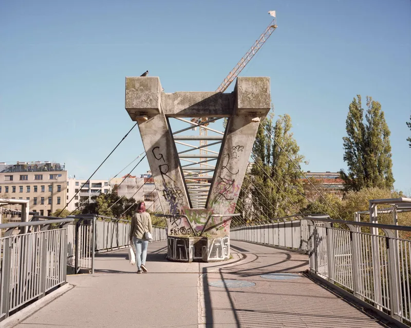 Bridge at Danube Channel - Vienna shot on Kodak Portra 160 with a Mamiya 7, developed at Foto Fayer, by Robert