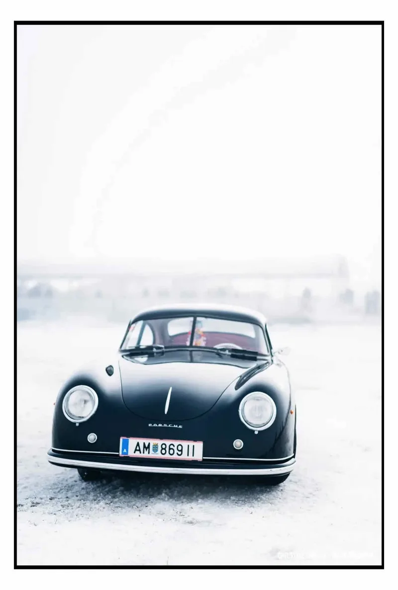 Global cooling shot on Kodak Portra 400 with a Leica MP, developed at Fotoexpress, by Marc