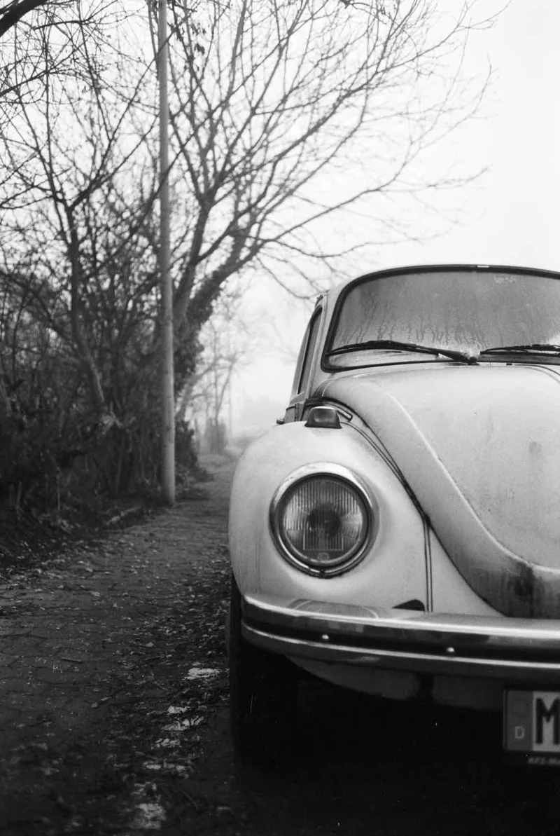 Abandoned in the past shot on Agfa APX 100 with a Leica M6, developed at On Film Lab, by Paul