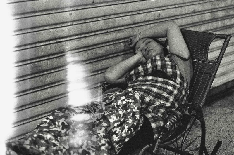 Dream shot on Ilford Delta 400 with a Canon AE-1, developed at Bobo Film Lab Chongqing, by BadMonkey