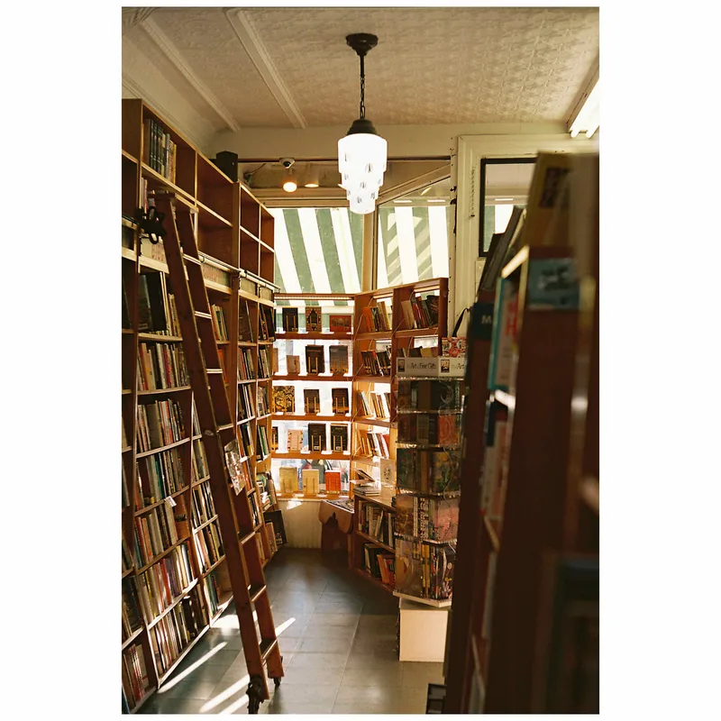 Bookstore in Maine shot on Kodak Portra 400 with a Canon VI-T, by Vincent