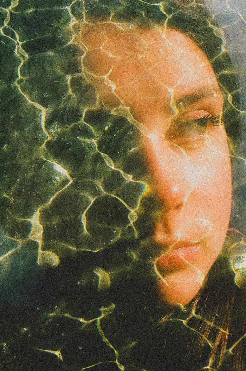 M shot on Kodak Portra 400 with a Canon EOS 500N, developed at Quick Photo, by Danièle Michel