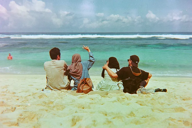 Green Sand shot on Kodak Gold 200 with a Minolta CLE, developed at Marka Lab, by bcarso
