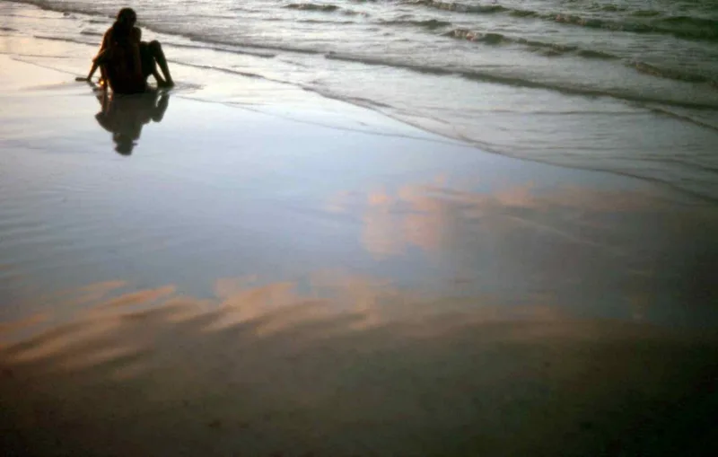 Sea & sky shot on Fujifilm Velvia 100 with a Konica Autoreflex T3, by Anca Pandrea