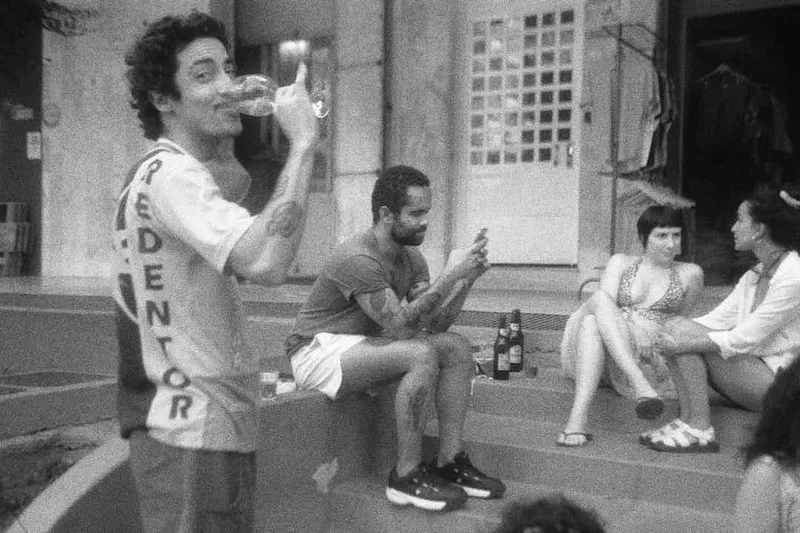 Léo shot on Foma RetroPan 320 Soft with a Rollei 35S, developed at oBarco Estúdio, by Marcelo Ribeiro