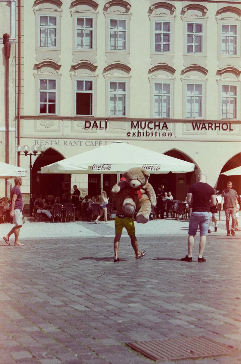 nounours in praha shot on Kodak Gold 200 with a Pentax p30T, by Eve