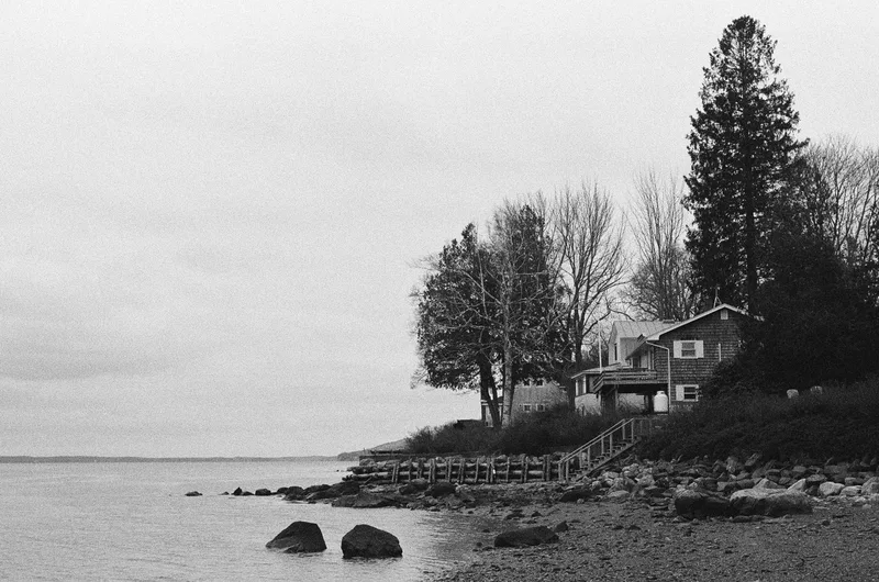 Coastal shot on Ilford HP5 Plus 400 with a Nikon FM2n, developed at 60 Minute Photo Lab, by BrindleGeek