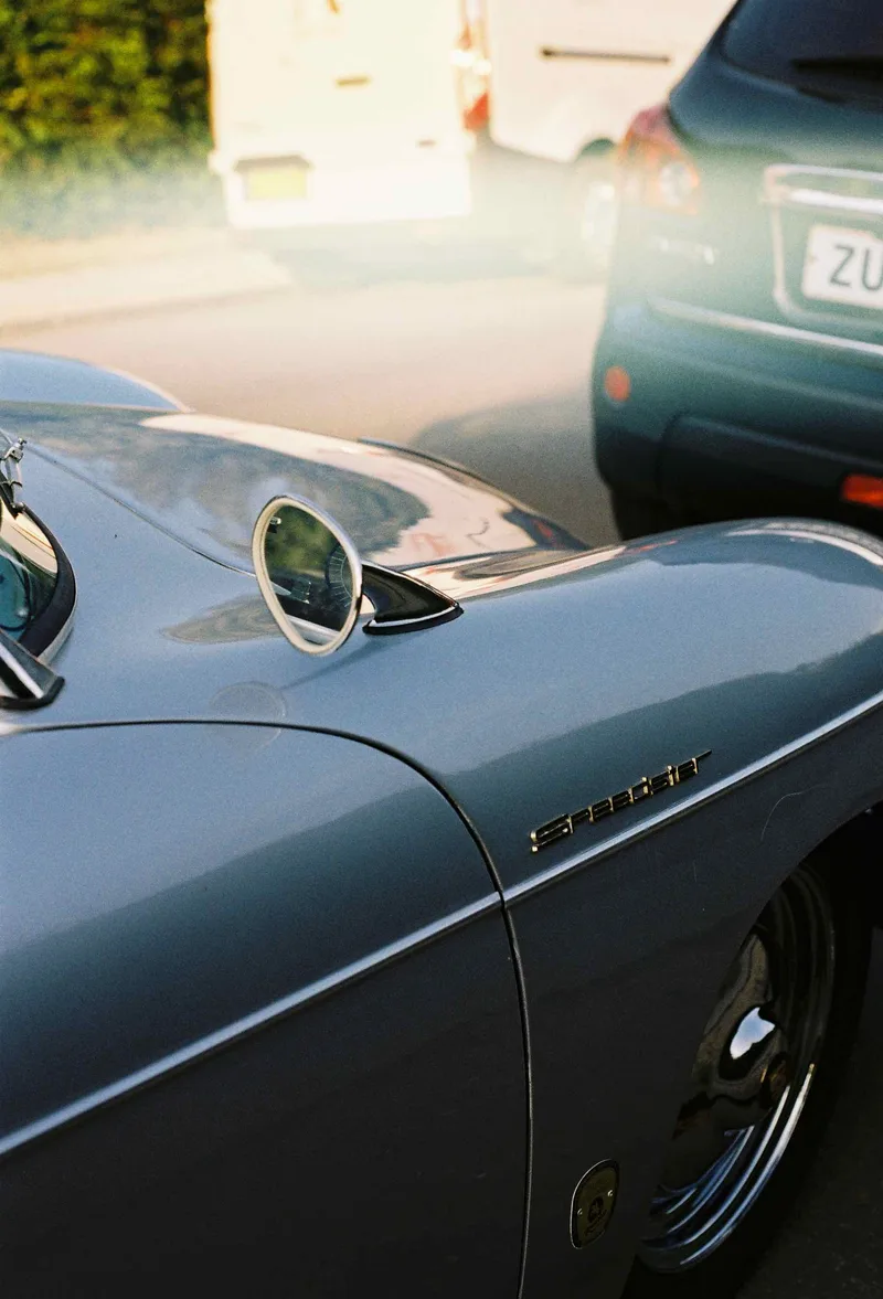 Porsche shot on Fujifilm FujiColor C200 with a Nikkormat EL, developed at Hørsholm Foto, by Khanh