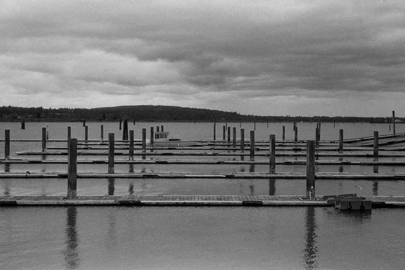 Lone boat shot on Harmon Kentmere with a Leica IIIF, developed at Home / Self-Developed, by Mrinabh