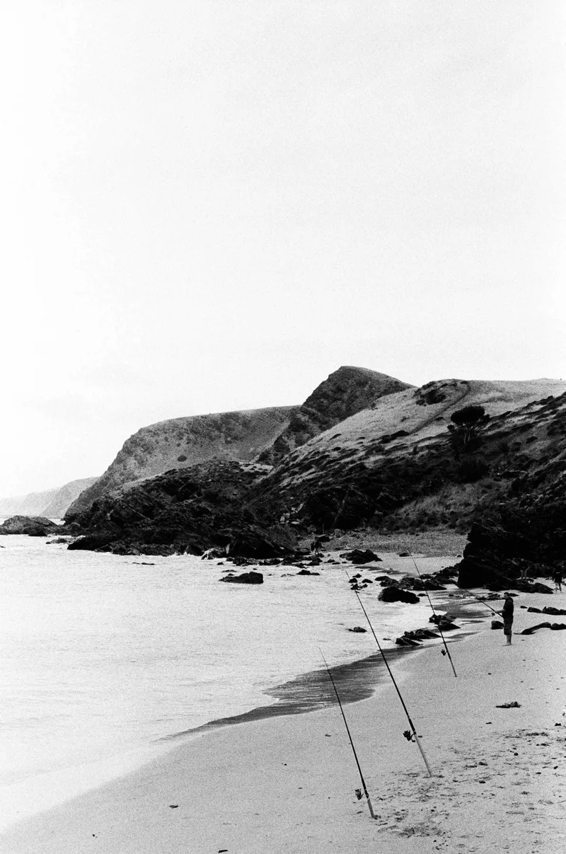 Second Valley shot on Kodak Tri-X 400 with a Pentax K2, developed at Lazarus Film Lab, by Soph