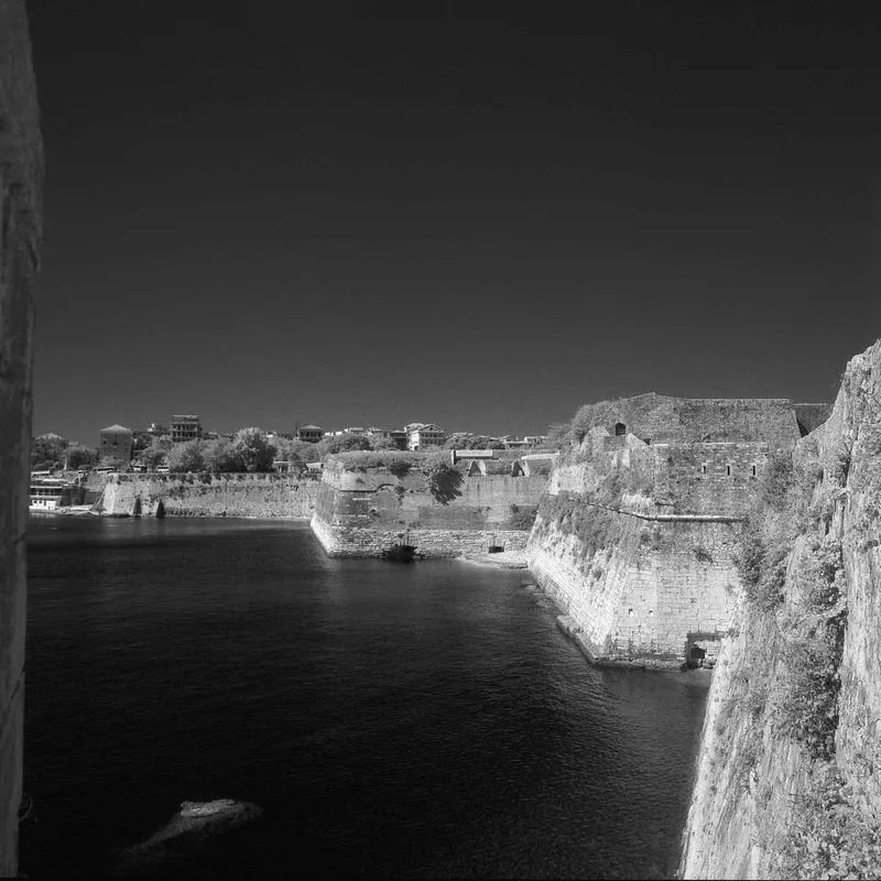 Corfu - Κέρκυρα shot on Ildord SFX with a Hasselblad 503CW, developed at Prolab Fotofachlabor GmbH, by Michael