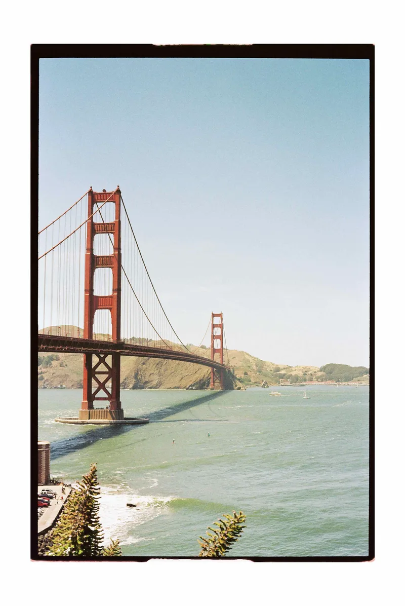 Golden Gate shot on Kodak Gold 200 with a Contax G1, developed at The Molinas Film Lab, by Josué Molina