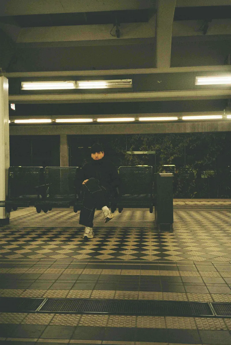 vienna subway station shot on Kodak Gold 200 with a Olympus AF-1, developed at Deivids Film Lab, by laurenz
