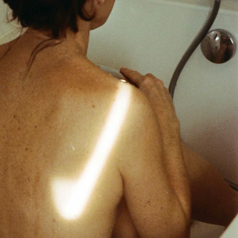 Le bain shot on Kodak Portra 400 with a Kodak Retina1a, developed at DevbyJannis, by Robster lobster