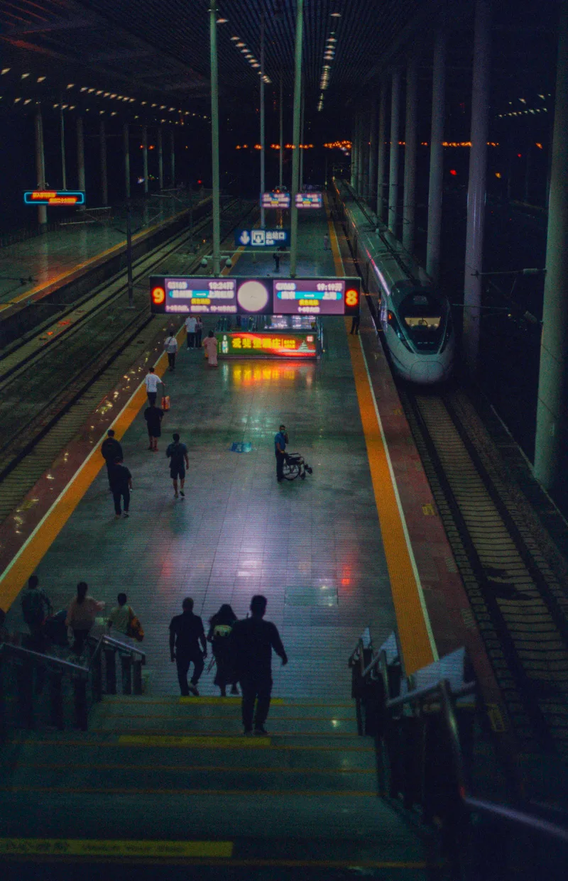 Kodak Gold @ night shot on Kodak Gold 200 with a Canon F-1n, developed at Moyo , by Darren Fielding
