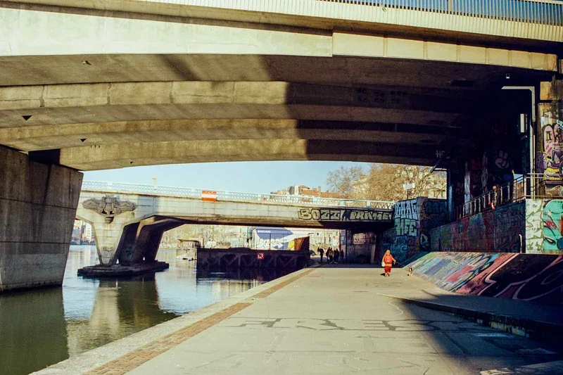 Sous les ponts shot on Sunbath 250D with a Canon FT QL, by MARCO PHOTOS