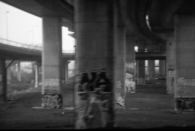 Film photo shot on Kentmere Pan 400 with a Minolta Riva Zoom 140ex, developed at Home / Self-Developed, by pavle