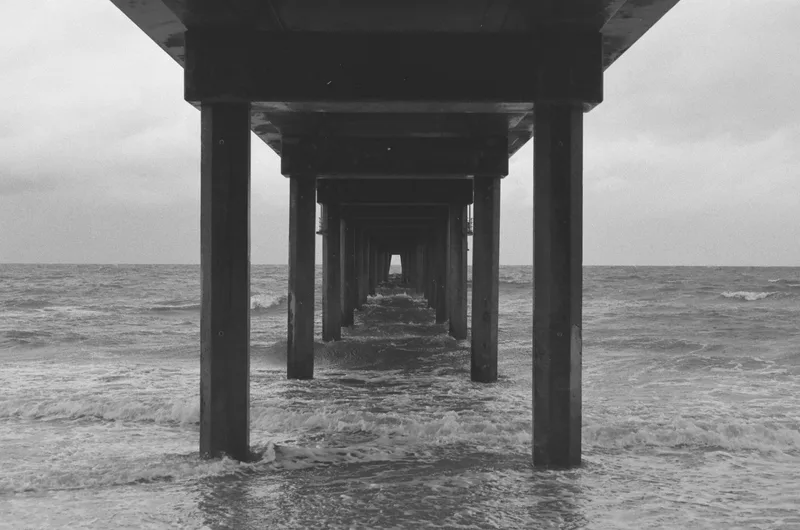 Brighton Jetty Blues shot on Ilford FP4 Plus 125 with a Minolta Alpha 507si, by Fox
