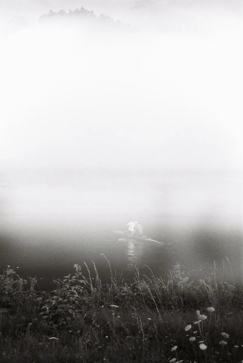 Film photo shot on Agfa APX 100 with a Leica Mini Zoom, by schmo