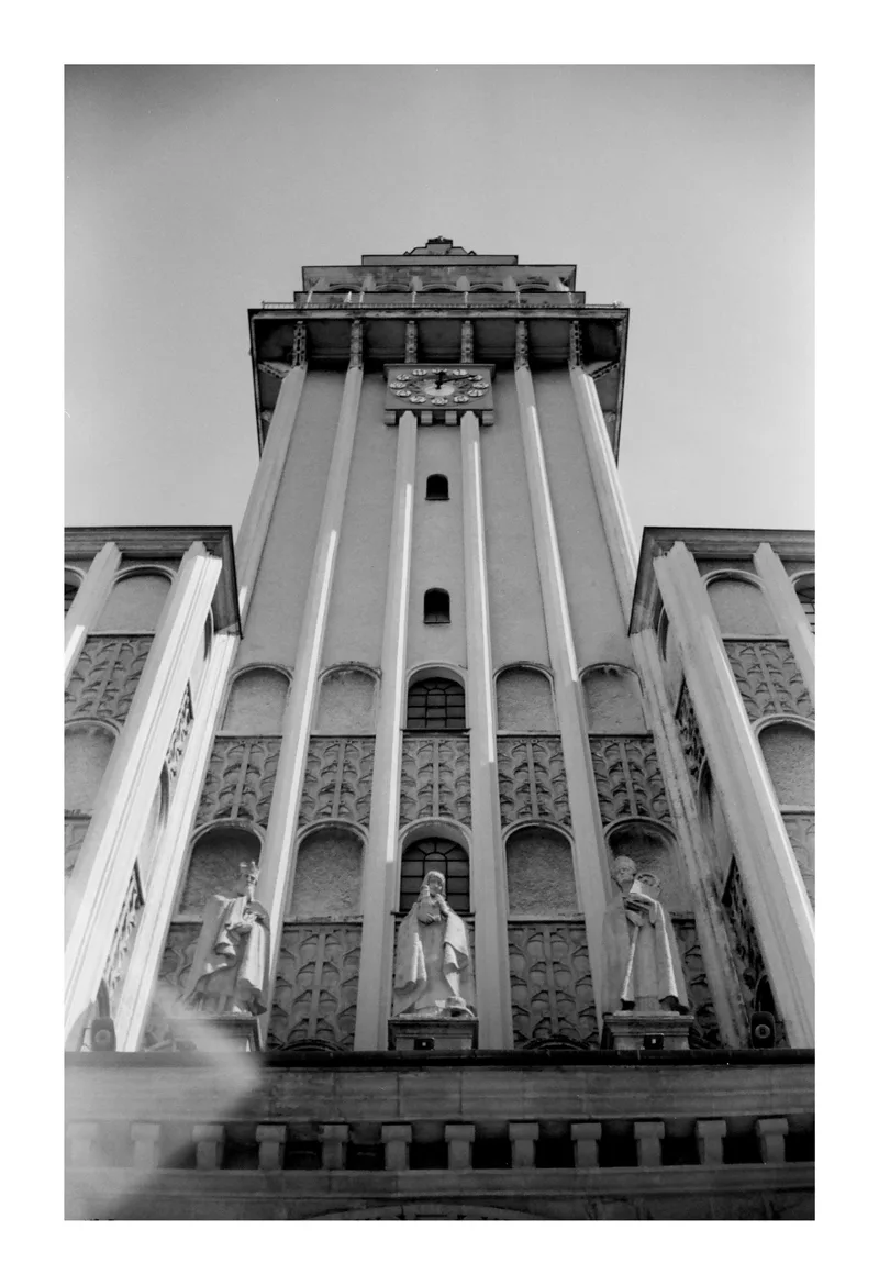 The Saint Nicholas' Cathedral shot on Foma Fomapan 200 Creative with a Belomo Elikon 4, developed at Relax Foto, by bkk