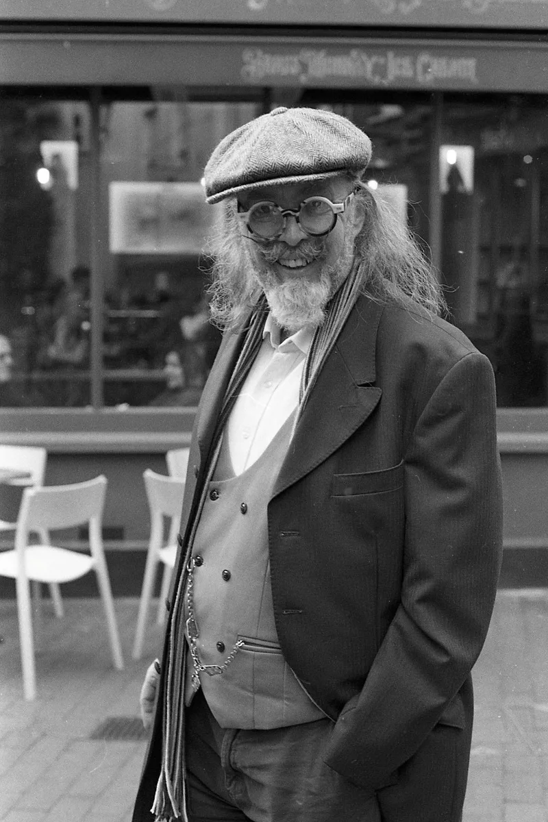 THE ALTERNATIVE series. shot on Ilford HP5 Plus 400 with a Chinon CE-4, developed at Home / Self-Developed, by Analogue Evelyn