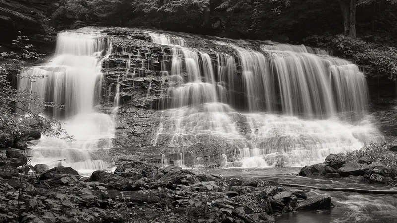 Springfield Falls shot on Arista EDU Ultra 100 with a Pentax 645, by Chikubi