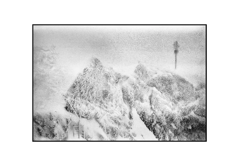 Unreachable shot on unknown manufacturer unknown film with a Olympus Trip 35, by Christian