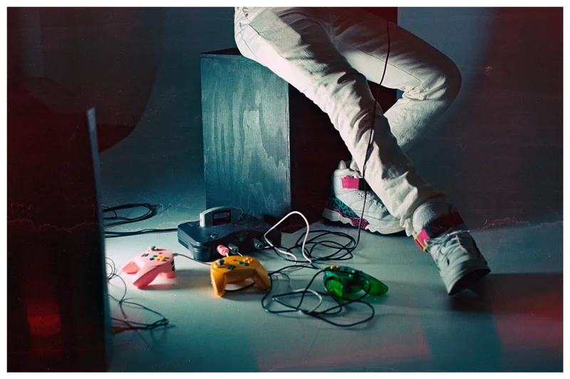 Player One shot on Kodak Vision3 250D with a Canon EOS 1N, by deup